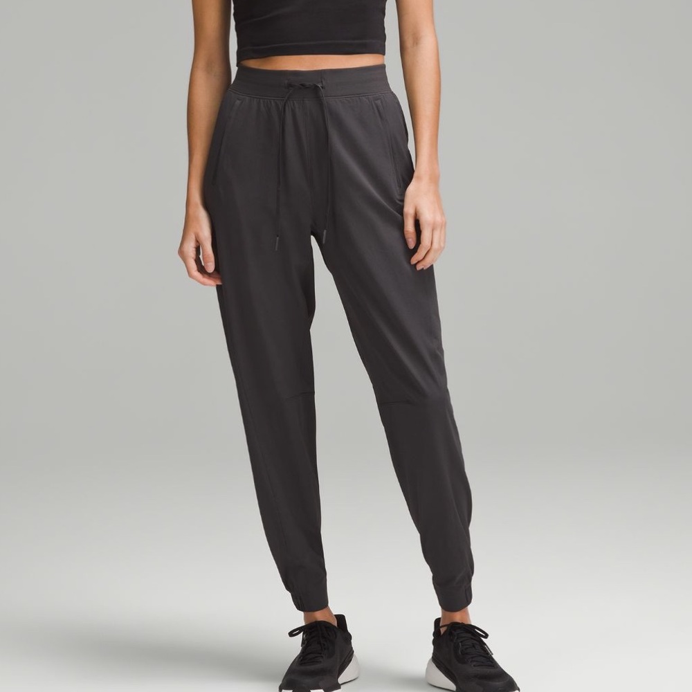 LULULEMON JOGGERS